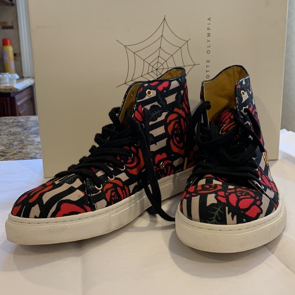 🎉Host Pick✨Charlotte Olympia Multicolor/Rose Print Canvas HighTop Sneakers SZ38 - Picture 2 of 14